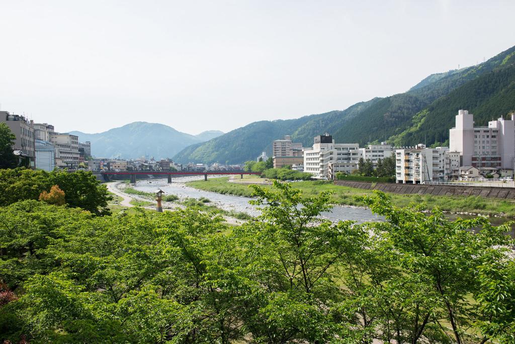 Отель Yamagataya Геро Экстерьер фото